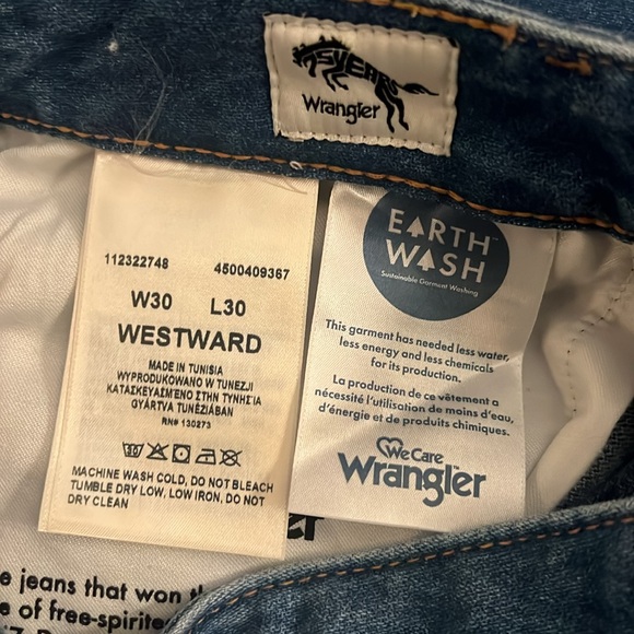 NWT Wrangler Medium Wash PAISLEY PRINT WESTWARD HIGH RISE BOOTCUT JEANS - Picture 13 of 16